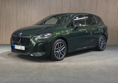 BMW 230, 2023