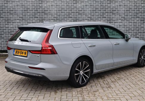 Volvo V60, 2025 3