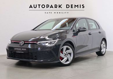 Volkswagen Golf, 2023