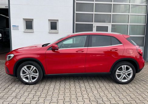 Mercedes-Benz GLA 220, 2017