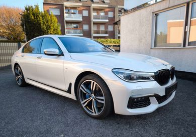BMW 750, 2017