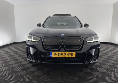 BMW iX, 2022