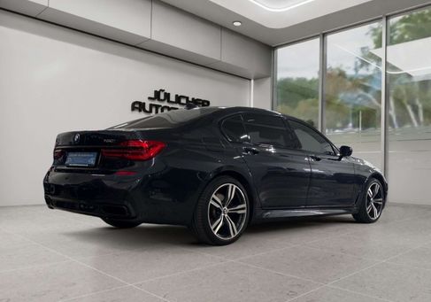 BMW 750, 2018