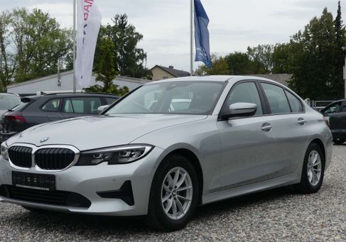 BMW 320, 2020