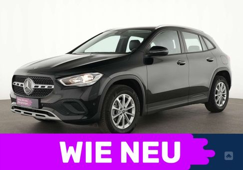 Mercedes-Benz GLA 180, 2022