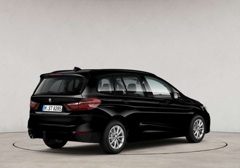 BMW 216, 2021 2