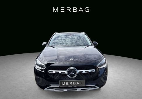Mercedes-Benz GLA 250, 2022