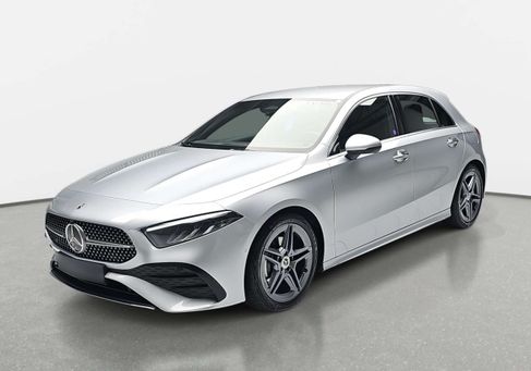 Mercedes-Benz A 180, 2025