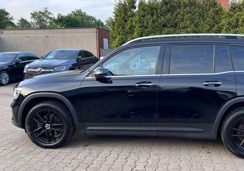 Mercedes-Benz GLB 200, 2023