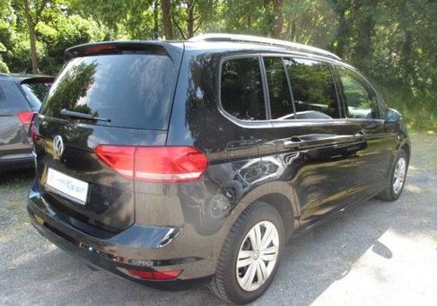 Volkswagen Touran, 2018 3