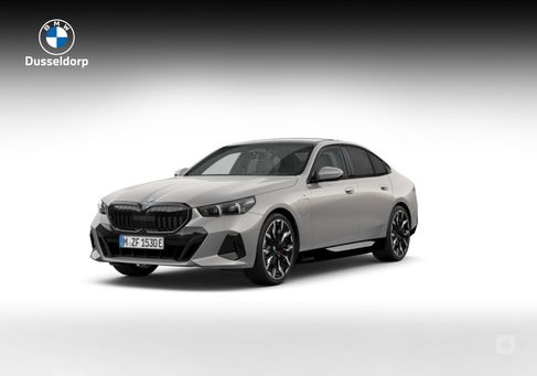 BMW 550, 2025