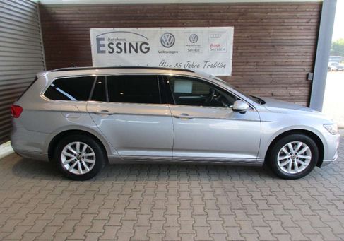 Volkswagen Passat Variant, 2023 2
