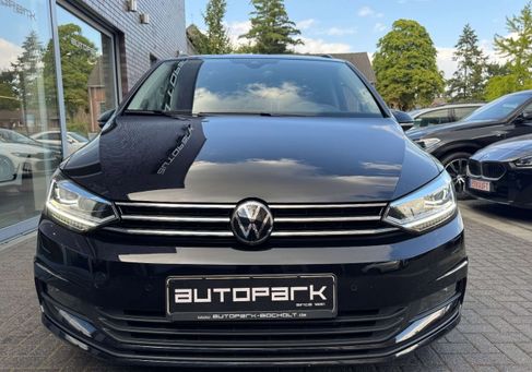 Volkswagen Touran, 2024 3