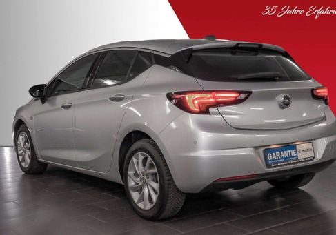 Opel Astra, 2022