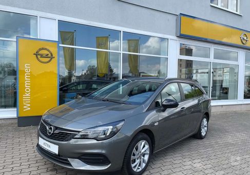 Opel Astra, 2021