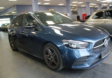 Mercedes-Benz B 180, 2020