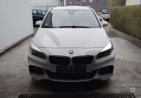 BMW 218, 2017