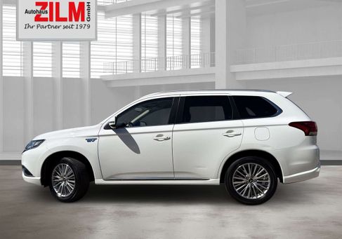 Mitsubishi Outlander, 2021