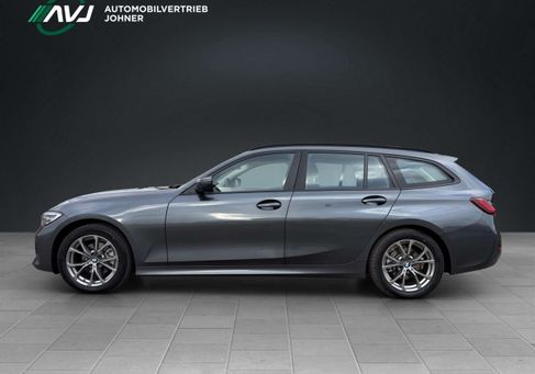 BMW 320, 2022