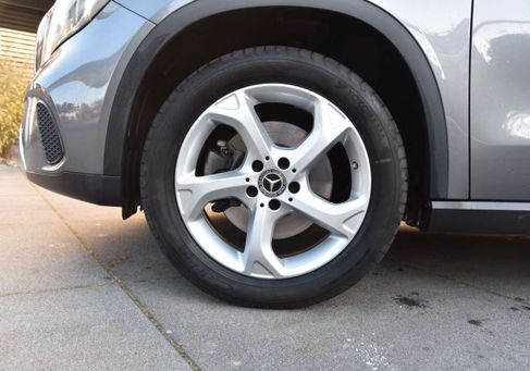 Mercedes-Benz GLA 220, 2019