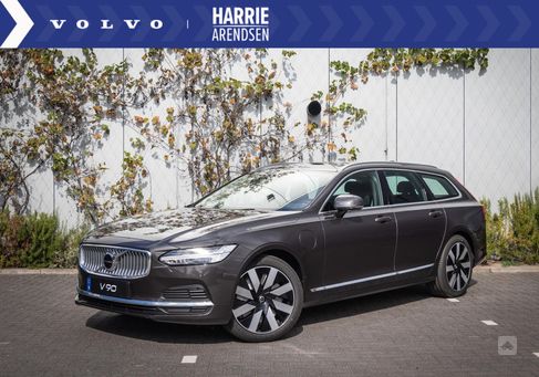 Volvo V90, 2025