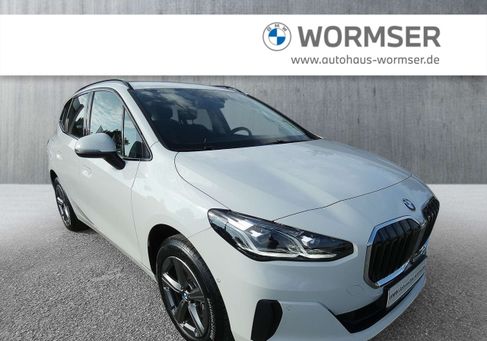 BMW 220, 2025 3