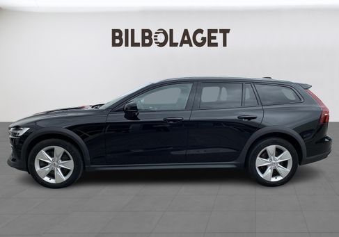 Volvo V60 Cross Country, 2022