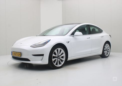 Tesla Model 3, 2019