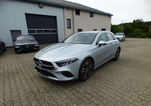 Mercedes-Benz A 200, 2024