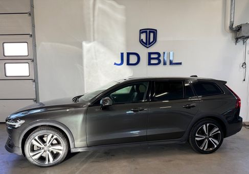 Volvo V60 Cross Country, 2020