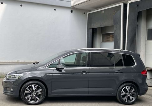 Volkswagen Touran, 2024 3
