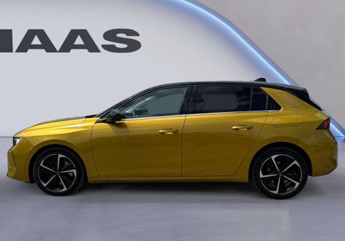 Opel Astra, 2022