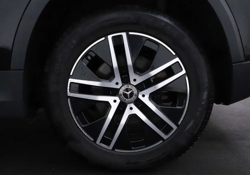 Mercedes-Benz GLA 250, 2021