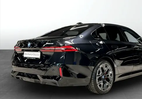 BMW 550, 2024