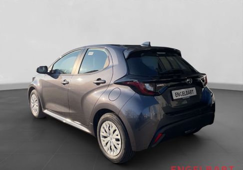 Toyota Yaris, 2024