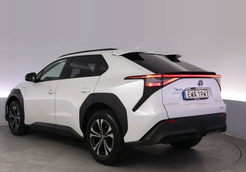 Toyota bZ4X, 2023