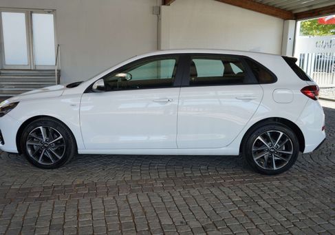Hyundai i30, 2023 3