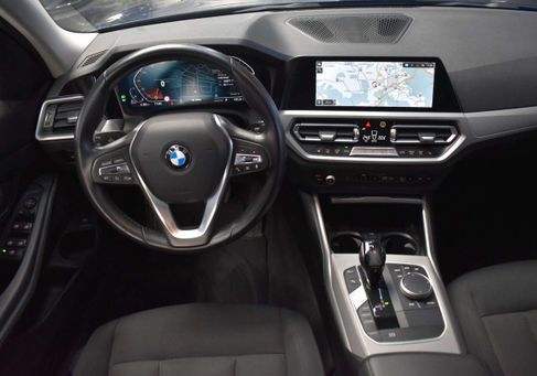 BMW 318, 2021 2