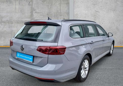 Volkswagen Passat Variant, 2023 3