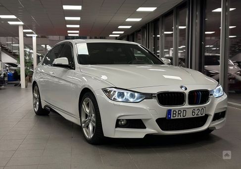 BMW 320, 2013