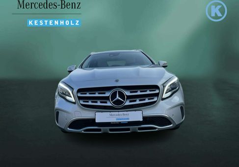 Mercedes-Benz GLA 250, 2017