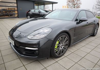 Porsche Panamera, 2023