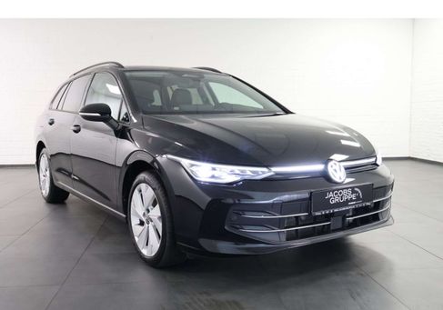 Volkswagen Golf, 2025