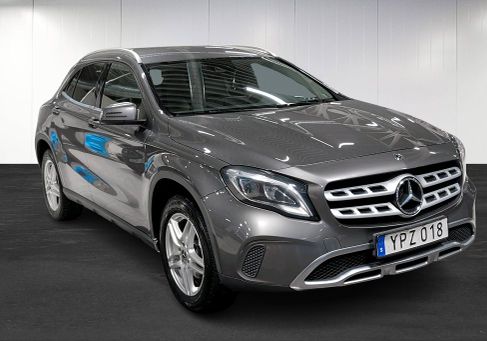 Mercedes-Benz GLA 220, 2018