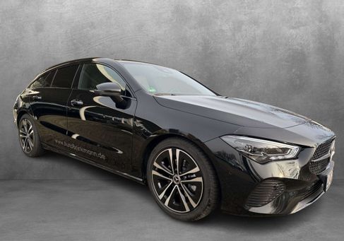 Mercedes-Benz CLA 180, 2024 3