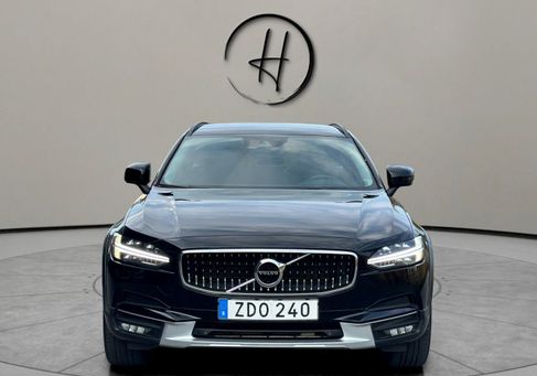 Volvo V90 Cross Country, 2018