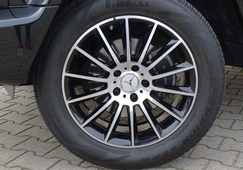 Mercedes-Benz G 500, 2023