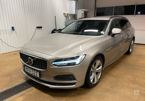 Volvo V90, 2023