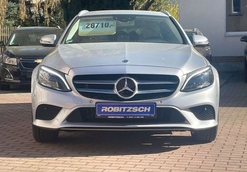 Mercedes-Benz C 300, 2020 3