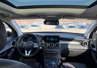 Mercedes-Benz GLC 300, 2022